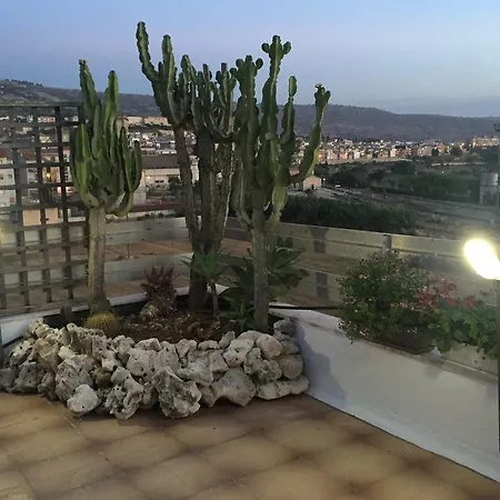 Super Attico Bed and breakfast Comiso